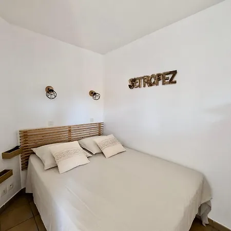 Les Restanques 2058 Rez De Jardin Lejlighed Grimaud