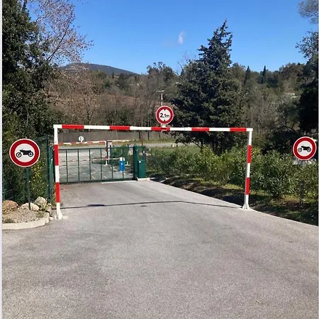 Les Restanques 2058 Rez De Jardin