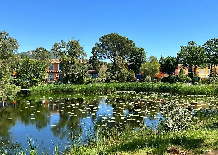 Les Restanques 2058 Rez De Jardin * Grimaud